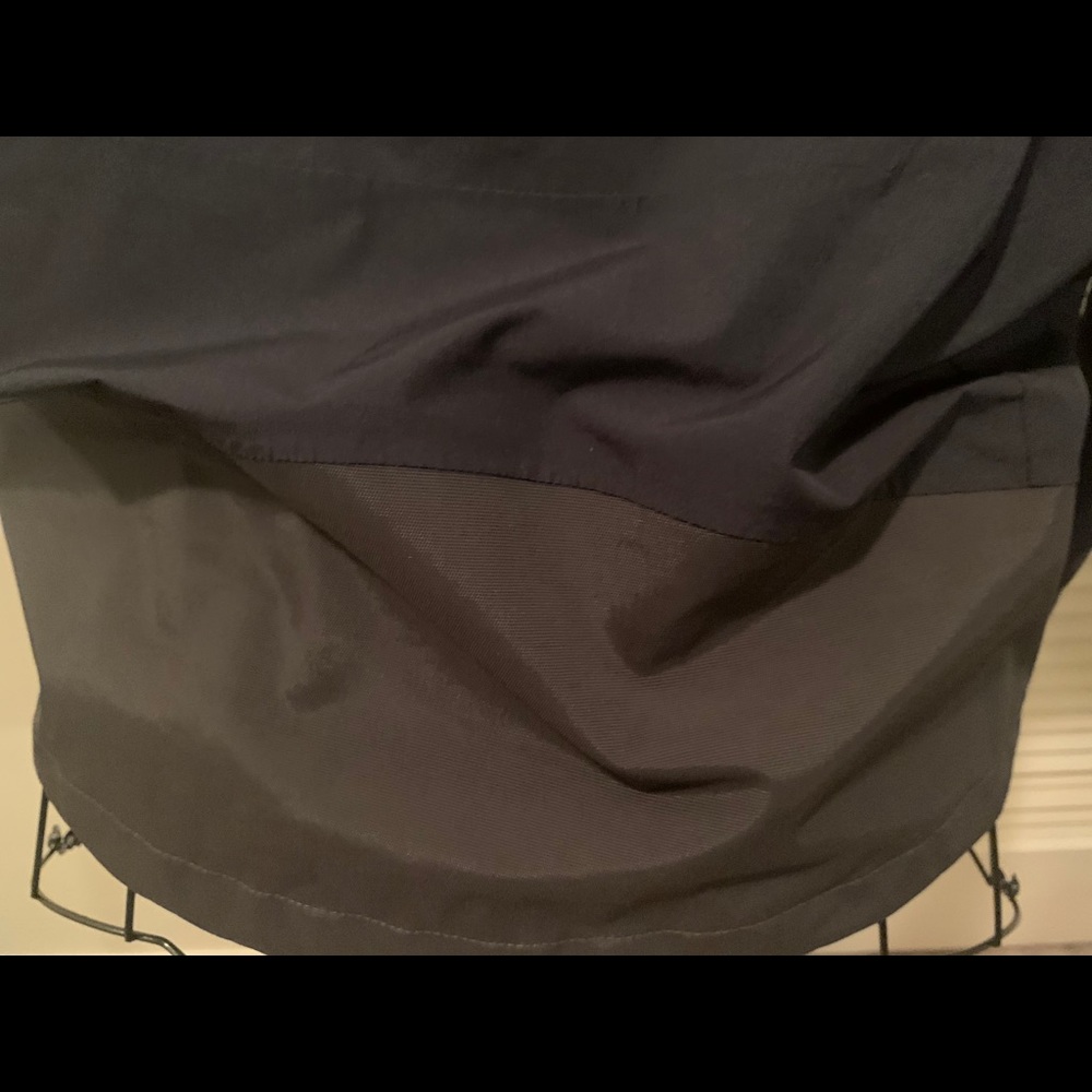 Helly Hansen Jacket - image 5